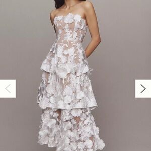 Elliatt Selene Strapless 3D Floral
Lace Tiered Maxi Dress